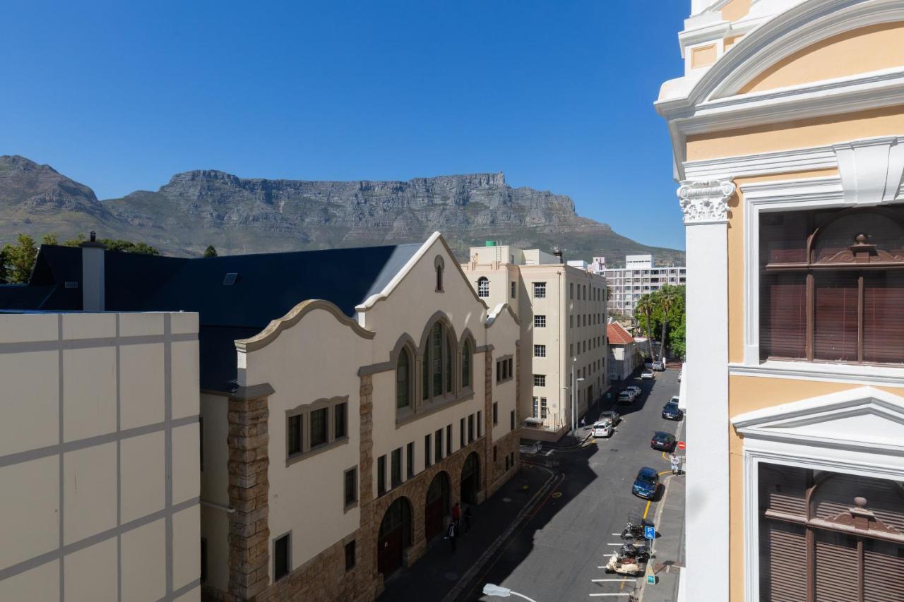 Tuynhuys City Centre Iconic View Of Table Mountain كيب تاون المظهر الخارجي الصورة